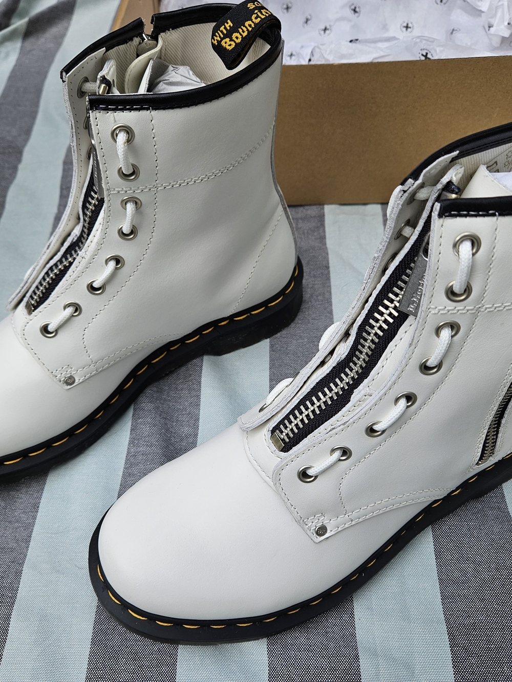 Dr. Martens 1460 Twin Zip White Leather Combat Boots - NIB Sz US 10 Women's